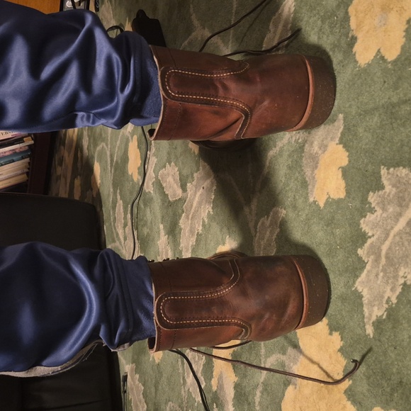 Red Wing Shoes Dark Brown Leather Boots - Picture 15 of 15